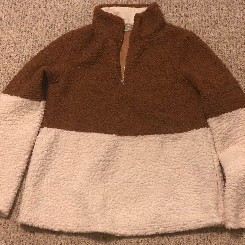 Callie May Caramel and Beige Pullover
